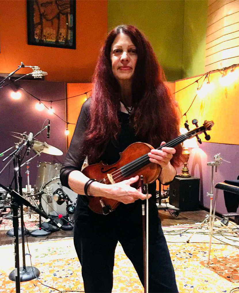 Scarlet Rivera in studio